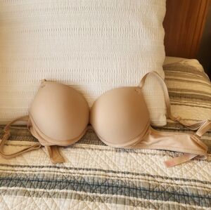 Victorias Secret super push-up bra